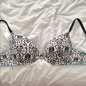Victoria Secret Elegant Black and White Patterned Bra